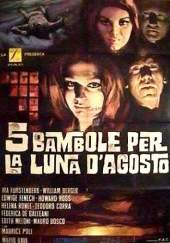 Cinco muñecas para la luna de agosto