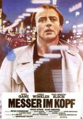 El cuchillo en la cabeza