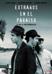 Extraños en el paraíso